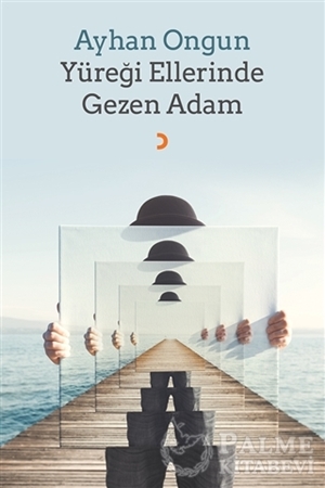 Resim Yüreği Ellerinde Gezen Adam