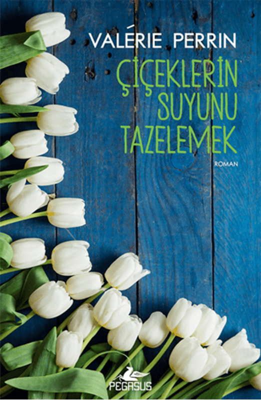 resm Çiçeklerin Suyunu Tazelemek